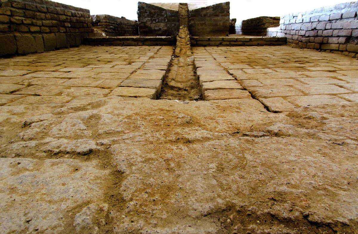 Ruinas del observatorio de Maragheh
