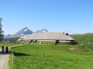 Cómo vivían los vikingos: la longhouse y la vida en la Escandinavia medieval