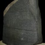 10 escrituras antiguas y cómo se descifraron