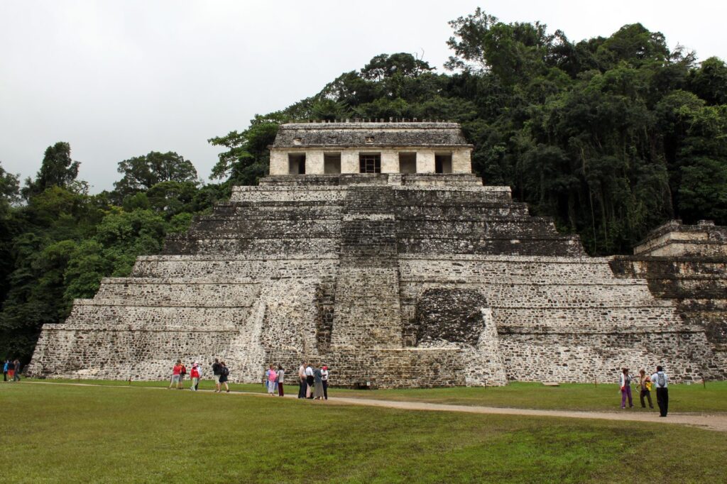 Templo de las Inscripciones de Palenque, pirámide funeraria del rey K’inich Janaab’ Pakal
