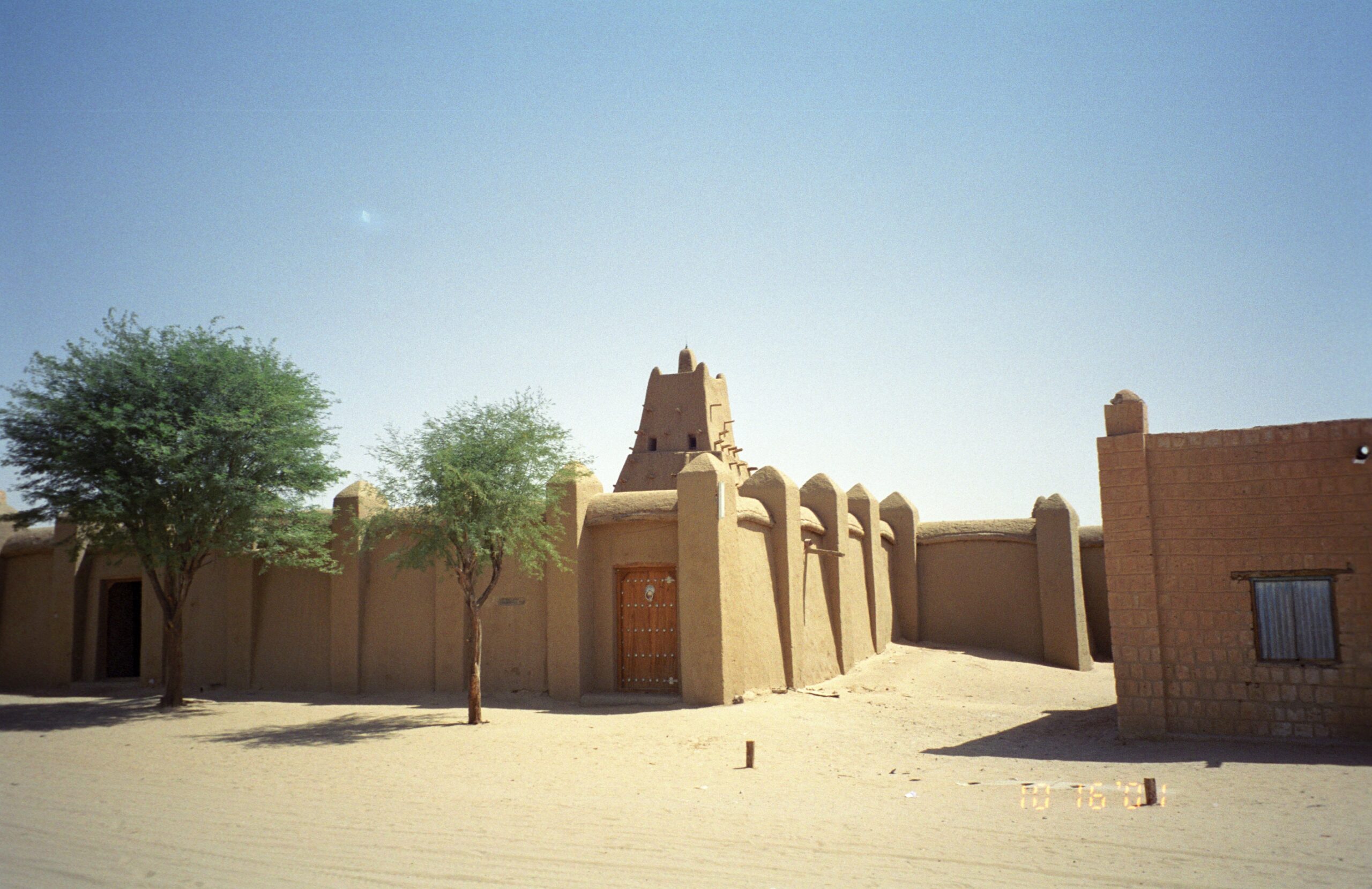 Mezquita-universidad de Sankoré en Tombuctú, Mali: arquitectura sudanés-saheliana de adobe