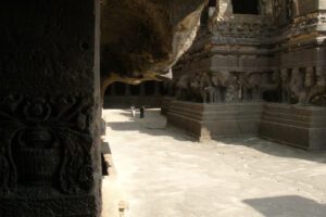 El Templo de Kailasa: el monumento monolítico tallado en una sola roca de Ellora