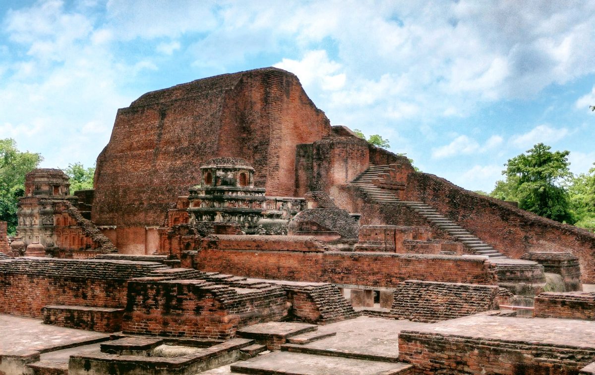 Ruinas del Templo 3 del Mahavihara de Nālandā, la gran universidad budista de Bihar donde probablemente estudió Āryabhaṭa